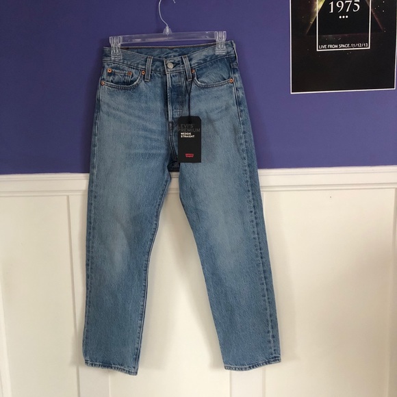 LEVIS wedgie straight high rise jeans - Picture 10 of 12
